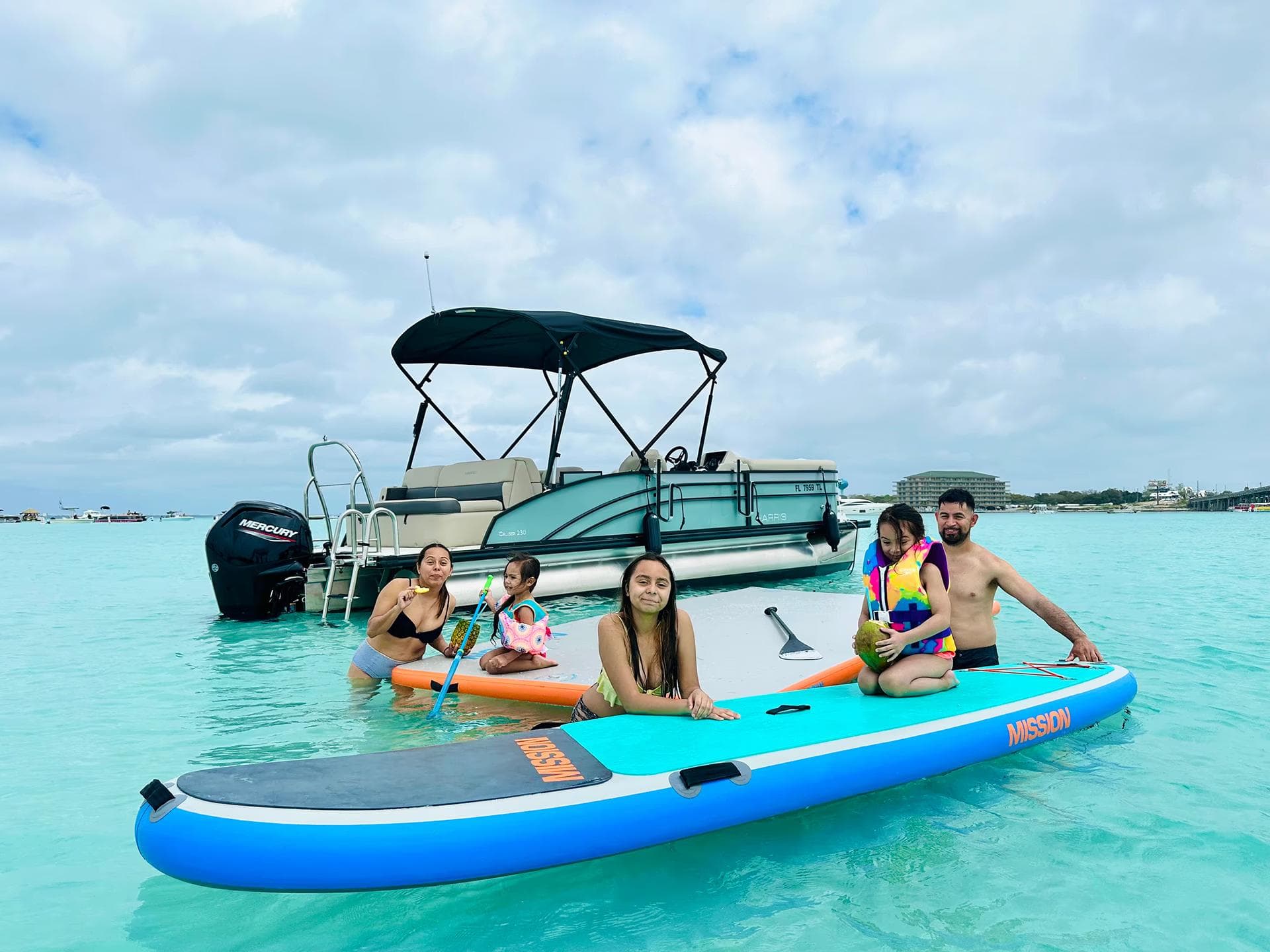 Boat Rental in Destin with up to 6 Guests